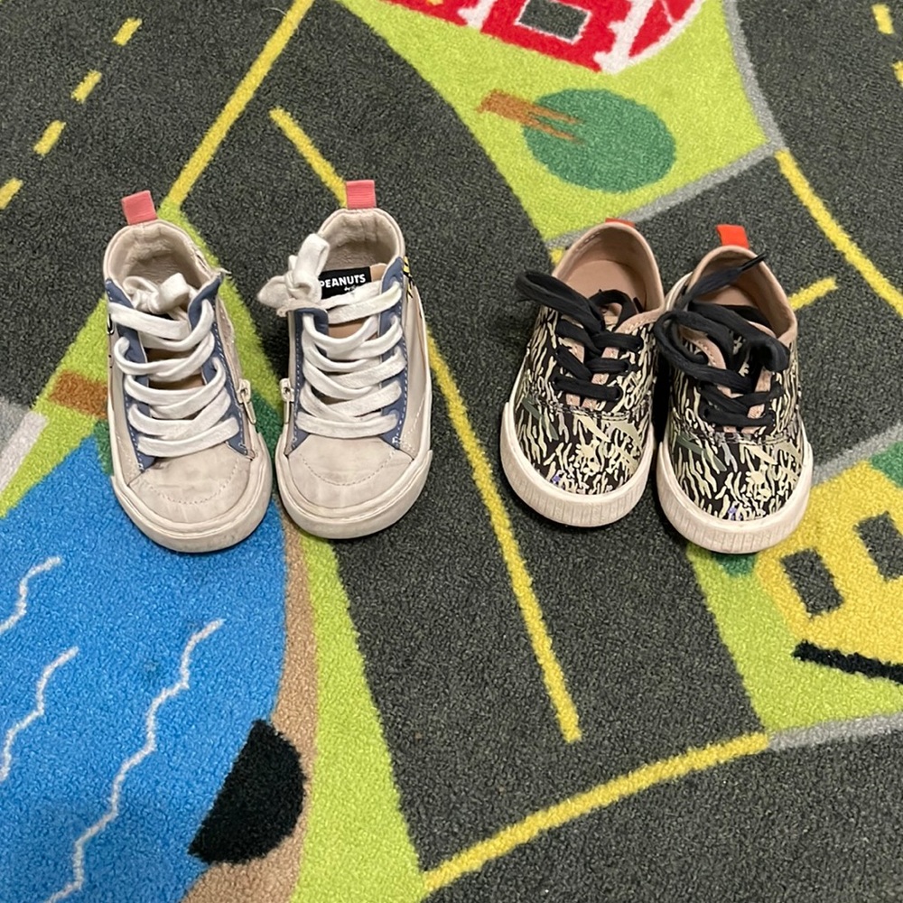 Zara boys sneakers/ snoopy and jungle print